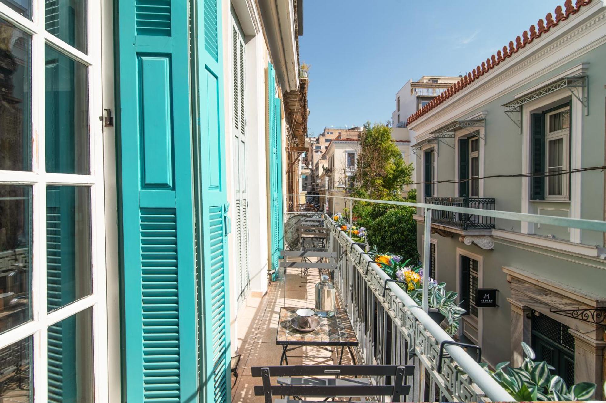 Neoclassical Loft In Monastiraki - Acropolis And Metro Ateny Zewnętrze zdjęcie